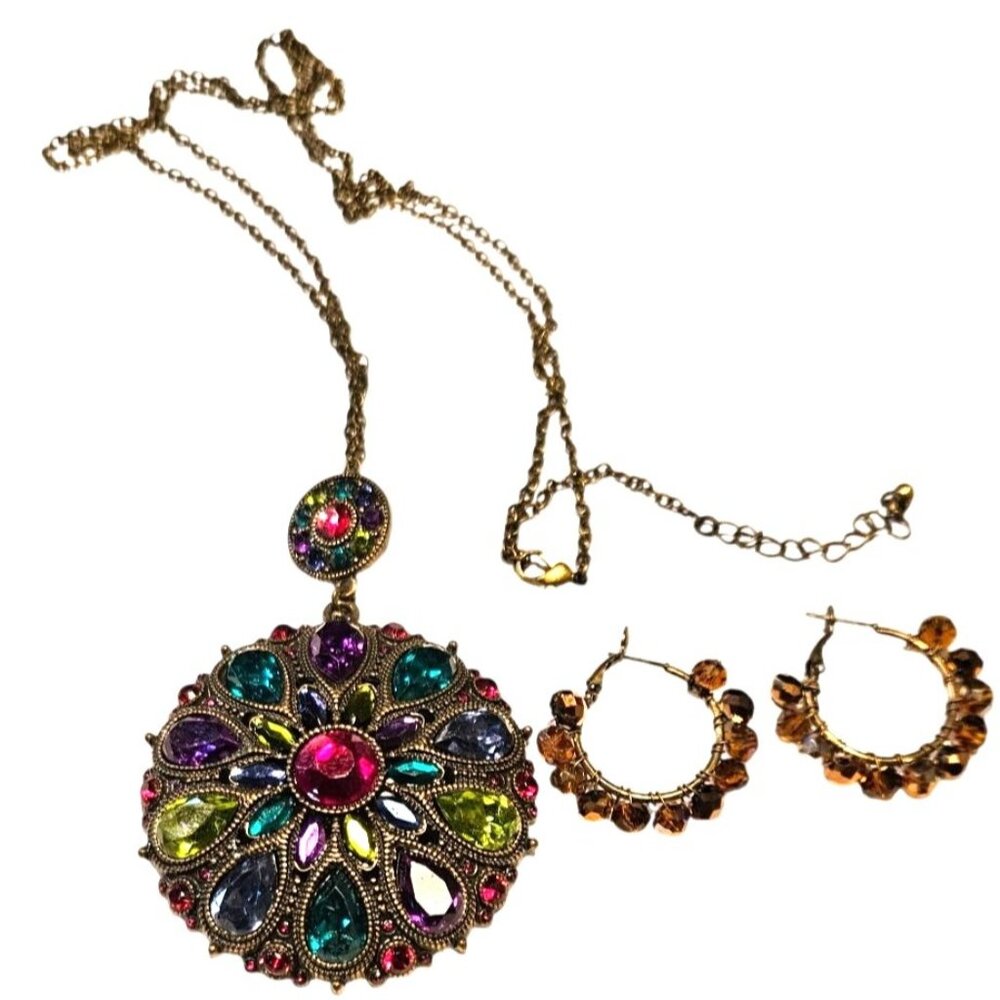 Vintage‎ Necklace Pendant Large Gothic Multicolor & Amber Beaded Hoop Earrings